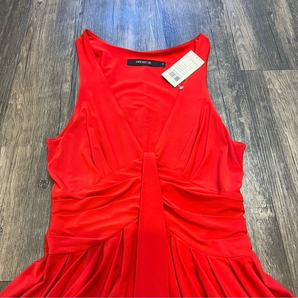 NWT Arden B Red V Neck A Line plunged sleeveless Pleated Cocktail Dress Party S - Picture 9 of 13
